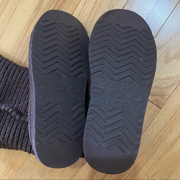 UGG - Classic Cardy Boot Brown - Picture 3 of 7